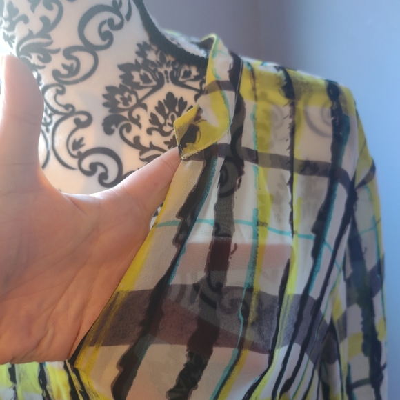 Vince Camuto Sheer Blouse - Picture 9 of 9